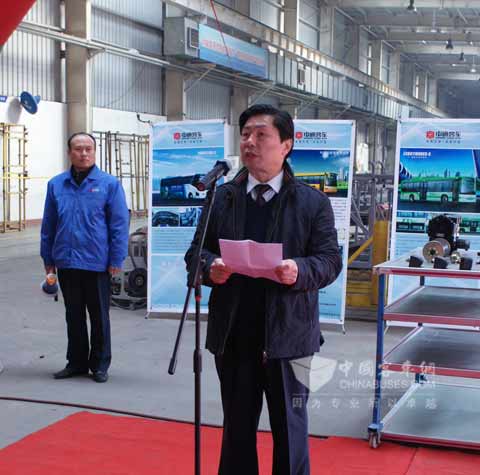 中通客车总经理时洪功致辞