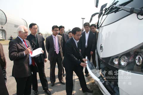 专家评委称赞安凯客车“Goede，Goede”