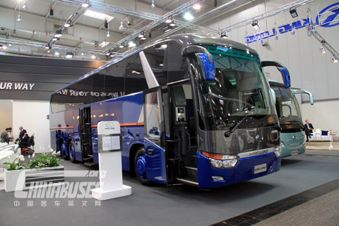 第63届汉诺威商用车展现场展车图片报道——大金龙客车XMQ6130Y和XMQ6800