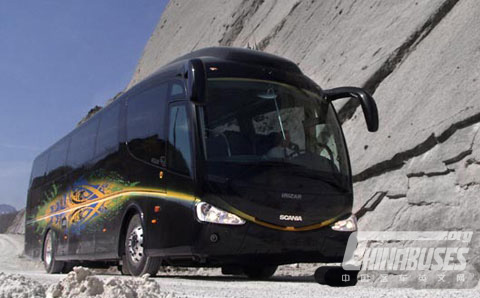 伊利萨尔PB客车