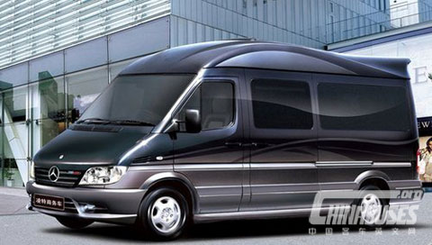 奔驰轻型客车凌特车型
