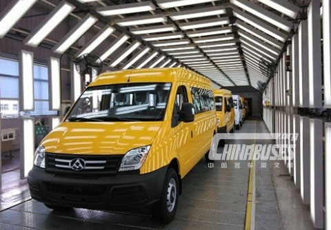 智利市场取得新突破 上汽大通V80校车获171辆订单