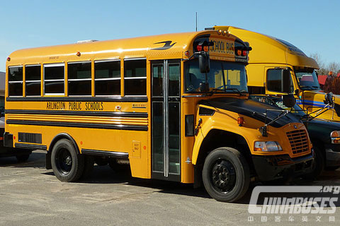 蓝鸟C型Vision校车