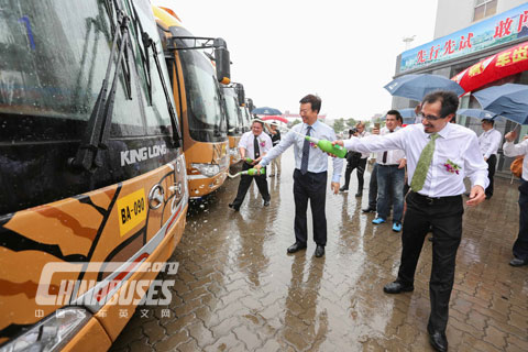 中玻友谊  源远流长——大金龙80辆客车交付玻利维亚