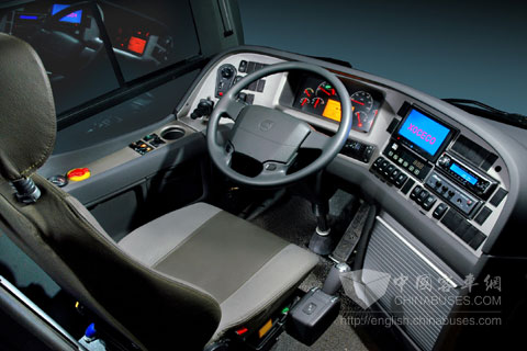 西沃客车　Volvo9600 驾驶区