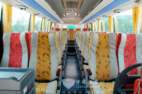 中通客车LCK6930HC（领秀天然气）