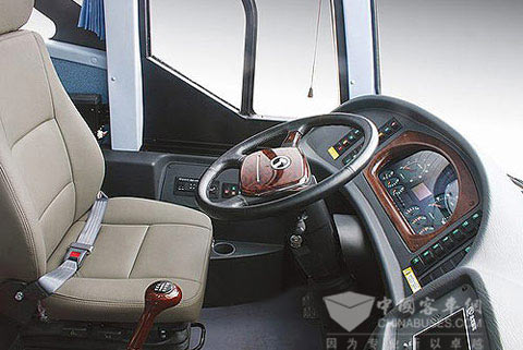 金龙客车XMQ6127C