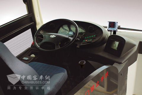 黄海客车DD6118S23LNG