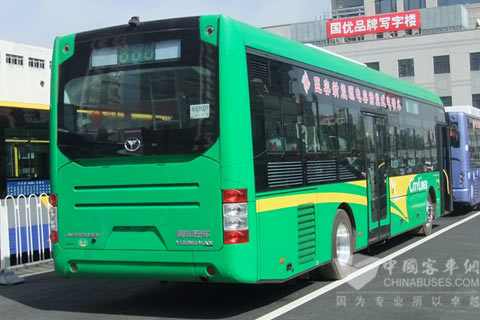 青年客车JNP6120UC