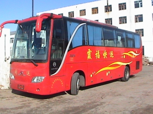 出售二手03年10月金龙客车6119