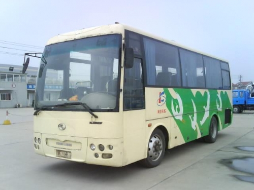 出售02年30座客车