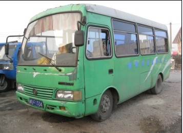 转让2000年十九坐东风非营运客车