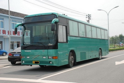 VOLVO B10M 出售！