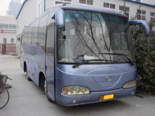 出售友谊牌35座自用大巴