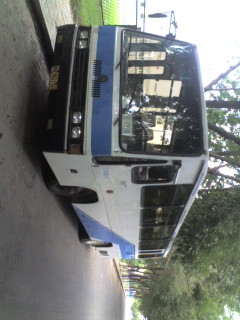 95年东岳前置柴油47座低价4万元出售