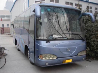 出售友谊牌35座自用大巴