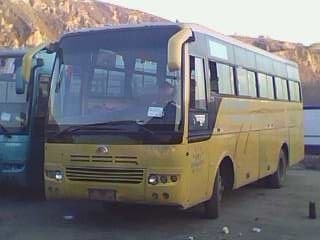 出售前置宇通6900D-1型客车，2004年落户，35-座，