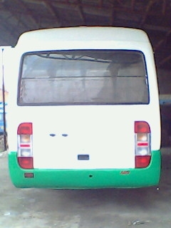 出售金龙19座客车