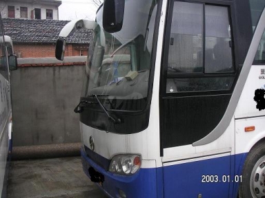 出售06年金旅6796型/33坐