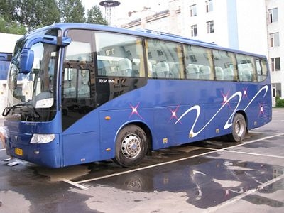 出售2006年12月份49座+1+1北汽福田欧V客车