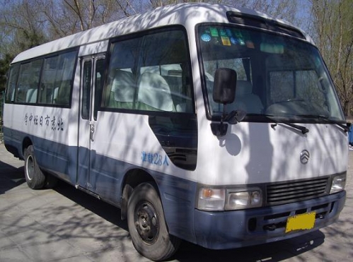 售2000年金龙考斯特30座