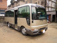 日产碧莲30座进口柴油中巴