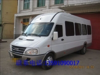 出售09年非营运24座依维柯宝迪