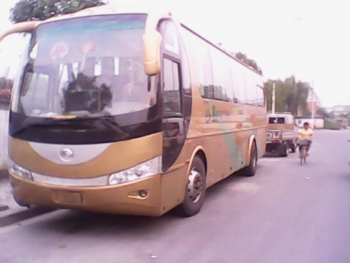 出售宇通6100。2007年1月。6.3万.