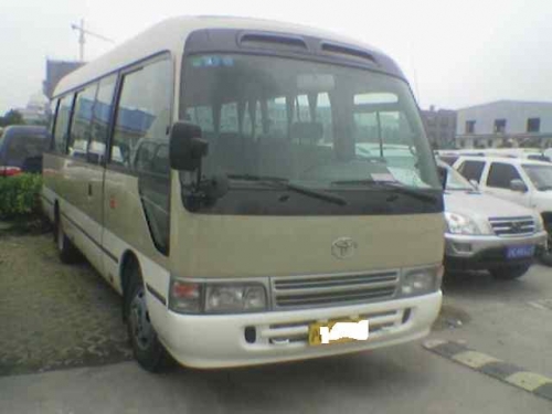 出售02年7月四川丰田考斯特24座非营运柴油外摆门