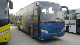 出售04年7月金龙6110