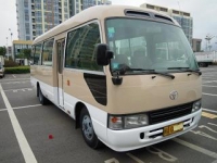 02年的丰田考斯特30座