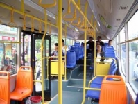 本人诚心急购08年后二手公交车两辆