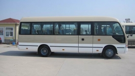 出售02年豪华丰田考斯特