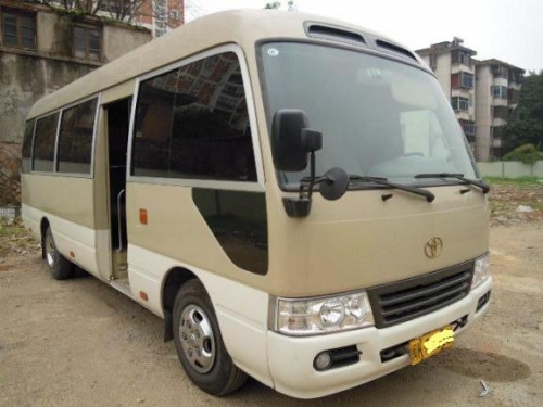 2011年19座柴油柯斯达