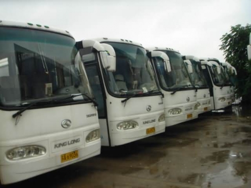 公司转让一批46座金旅大客车，08年7月上牌