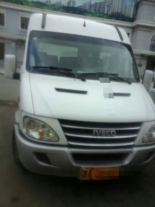 09年依维柯国三电喷