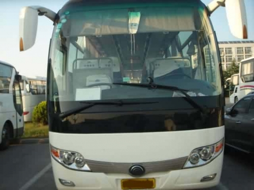 单位转让非营运宇通大客车2010年47座国三