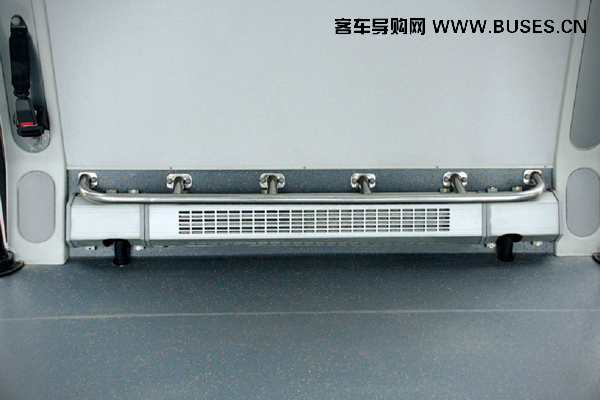 宇通ZK6140BD机场摆渡车(柴油10-118座)