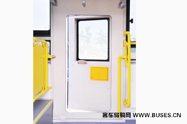 黄海DD6761G公交车(柴油国五13-25座)