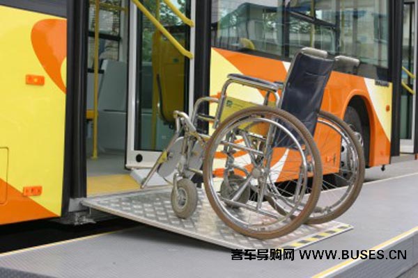 黄海DD6129S16公交车(柴油国四24-40座)