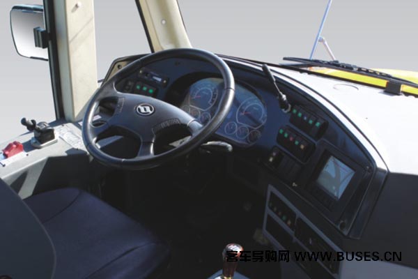 黄海DD6100C02FXN中小学生专用校车(天然气国五24-51座)