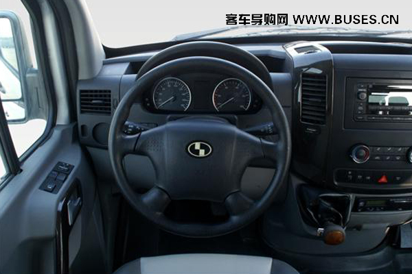 少林SLG6600EV客车(纯电动10-16座)