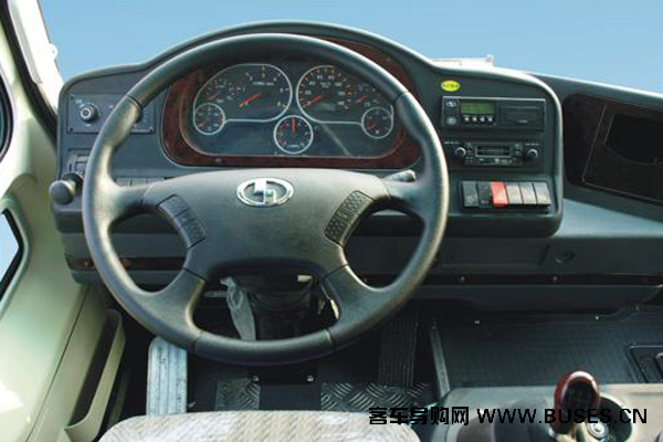 少林SLG6608T5E客车(天然气国五10-19座)