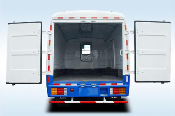 少林SLG5040XXYT5F厢式运输车(天然气国五2-6座)