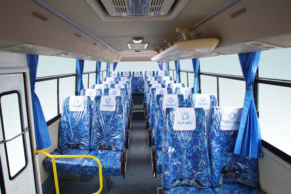 申龙SLK6720UC3GN5公交车(天然气国五10-29座)