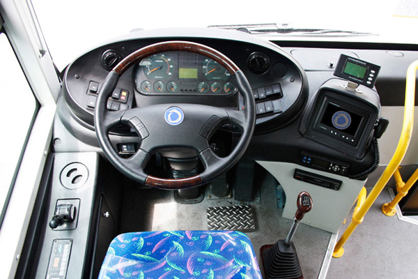申龙SLK6105UF5N公交车(天然气国四10-40座)