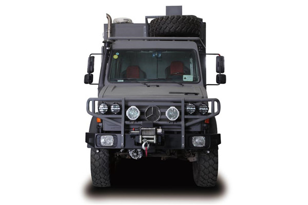 凯伦宾威ZK5080XLJ1房车(柴油国五2-6座)