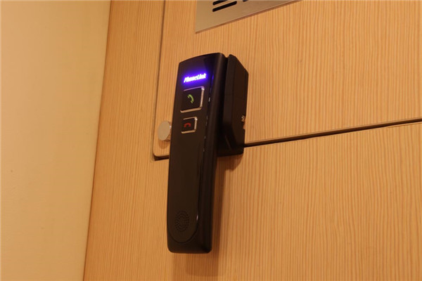 凯伦宾威ZK5080XLJ1房车(柴油国五2-6座)