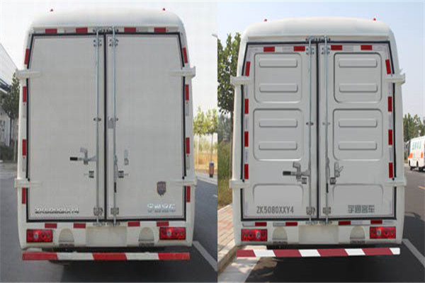 宇通ZK5080XXYN1厢式运输车(天然气国五2-6座)