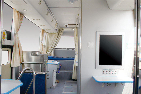 宇通ZK5115XYL5医疗车（柴油国五2-9座）